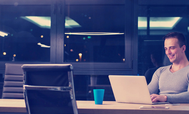 管理培訓(xùn)銷售經(jīng)理崗位職責(zé)任職要求(2篇范文)