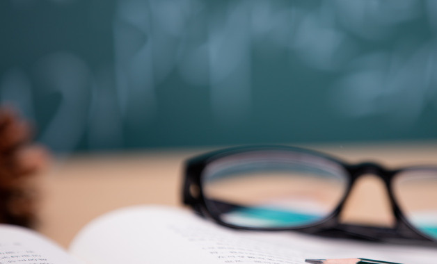 配電設(shè)備上工作安全技術(shù)操作規(guī)程（十二篇）