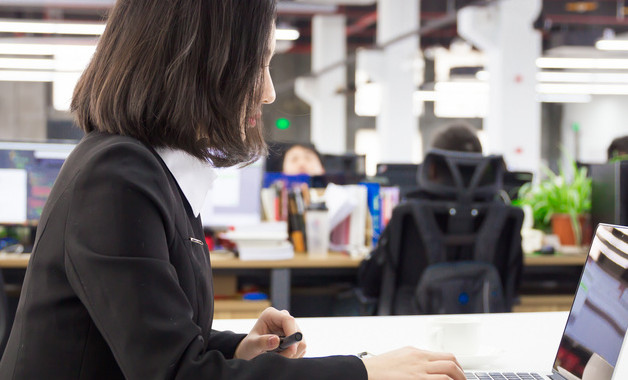 小學教師自查自糾的報告五篇